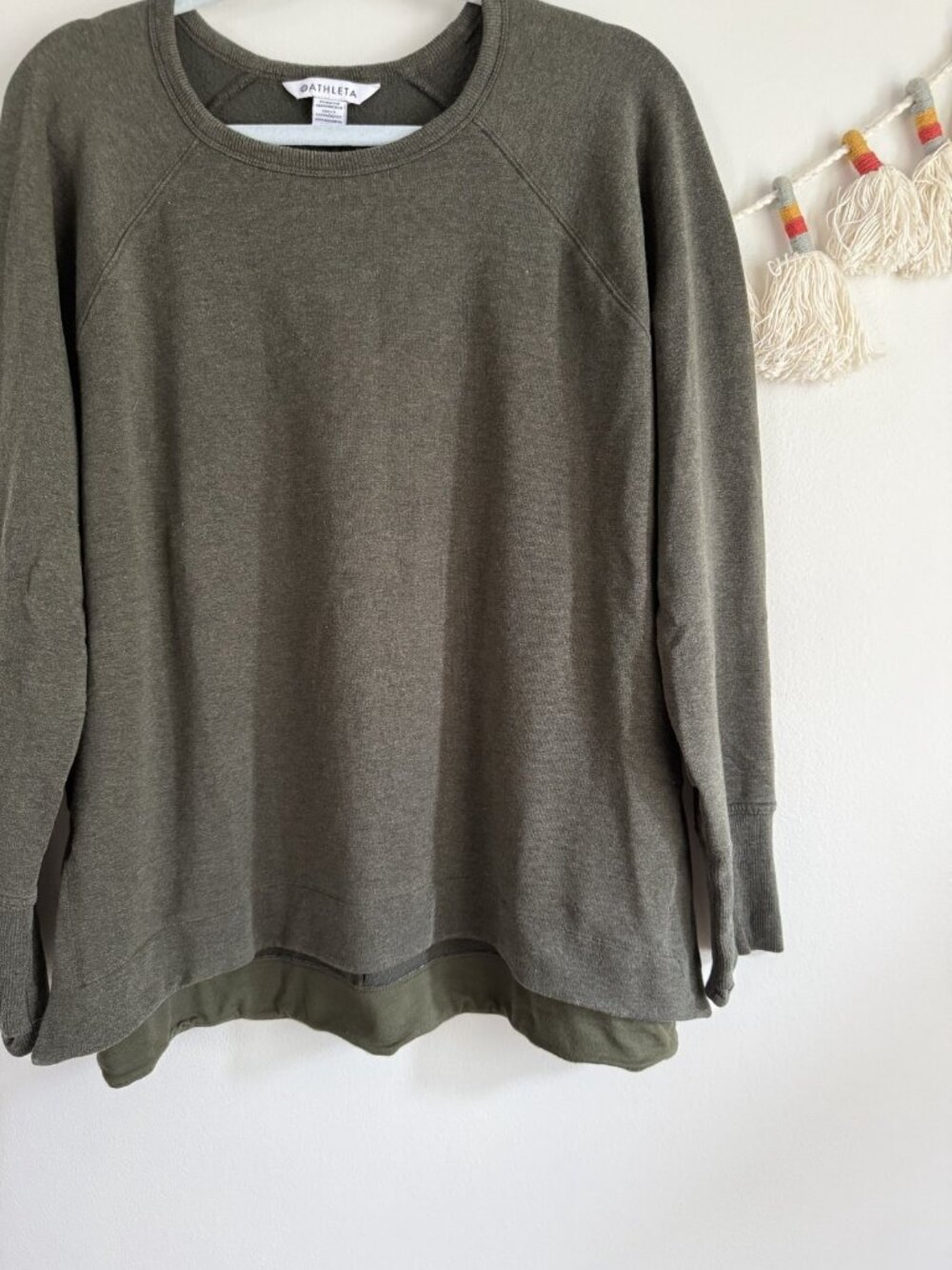 Athleta Coaster Luxe Recover Sweatshirt Fleece Long Sleeve Elm Green Lounge XL - Picture 7 of 10